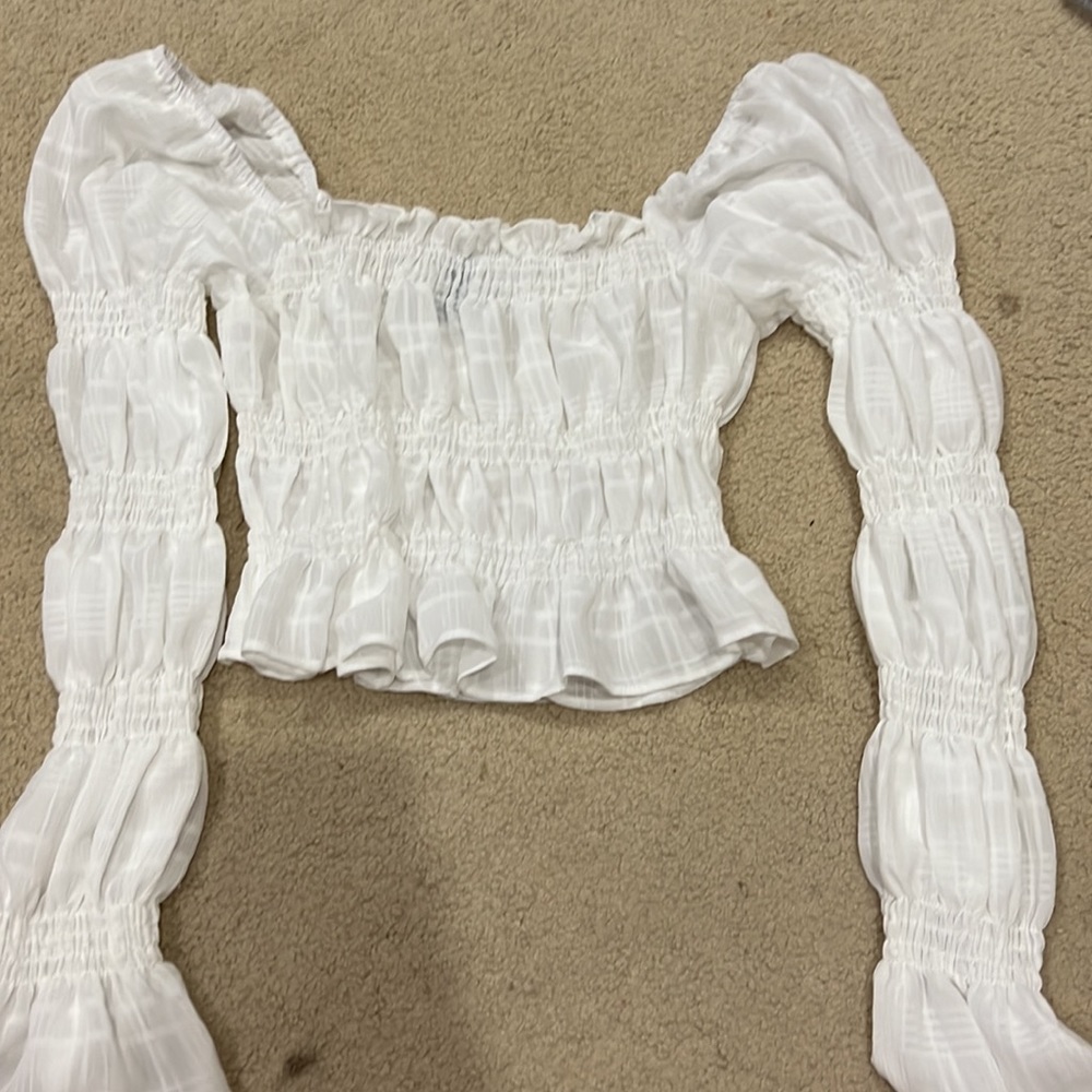 White Top - Picture 2 of 2